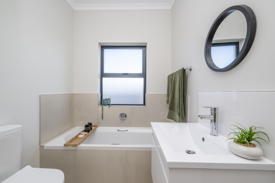 3 Bedroom Property for Sale in Haasendal Western Cape